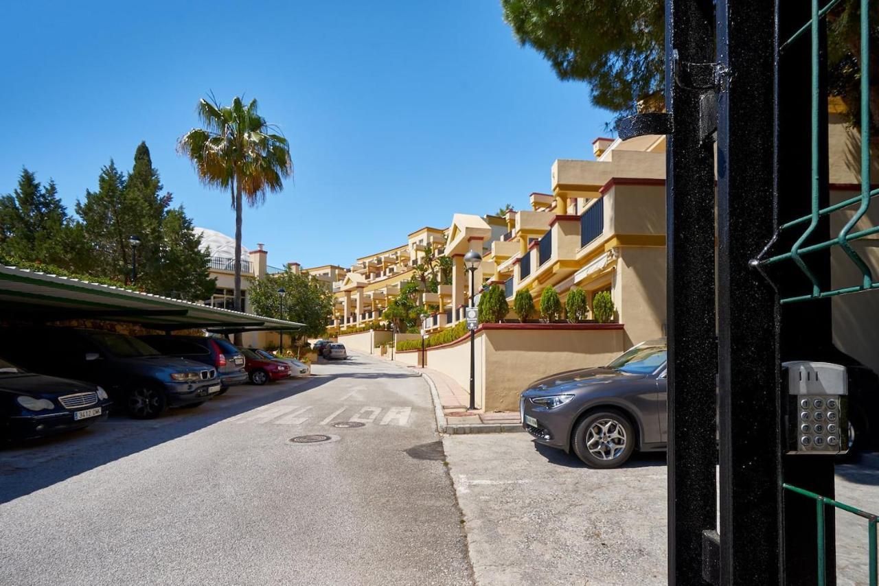 OleHolidays 225 Romana Playa junto al mar Marbella Exterior foto