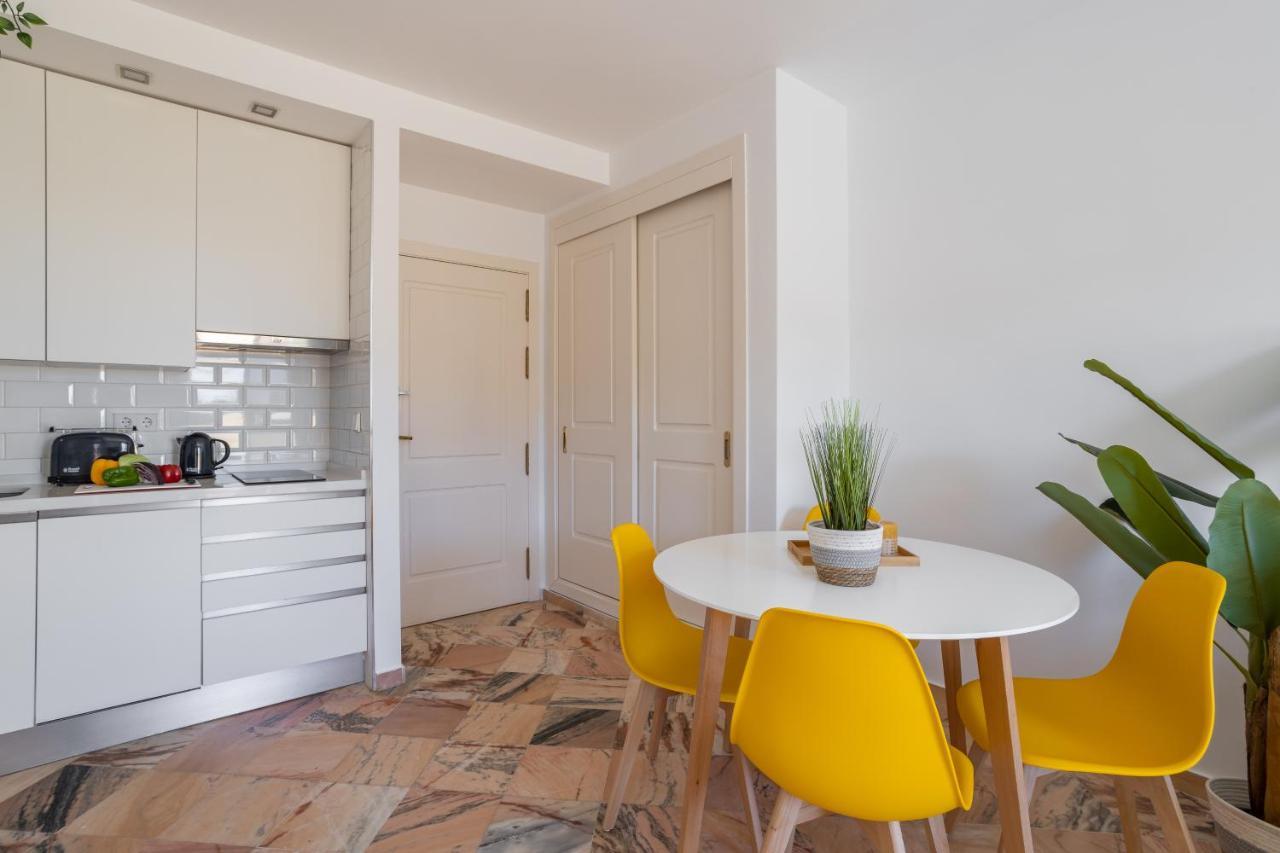 OleHolidays 225 Romana Playa junto al mar Marbella Exterior foto