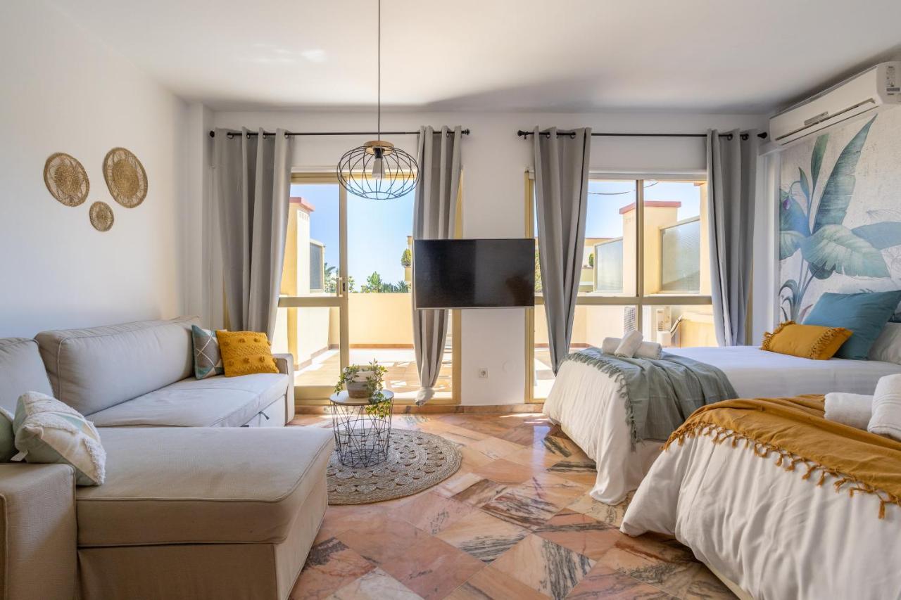 OleHolidays 225 Romana Playa junto al mar Marbella Exterior foto
